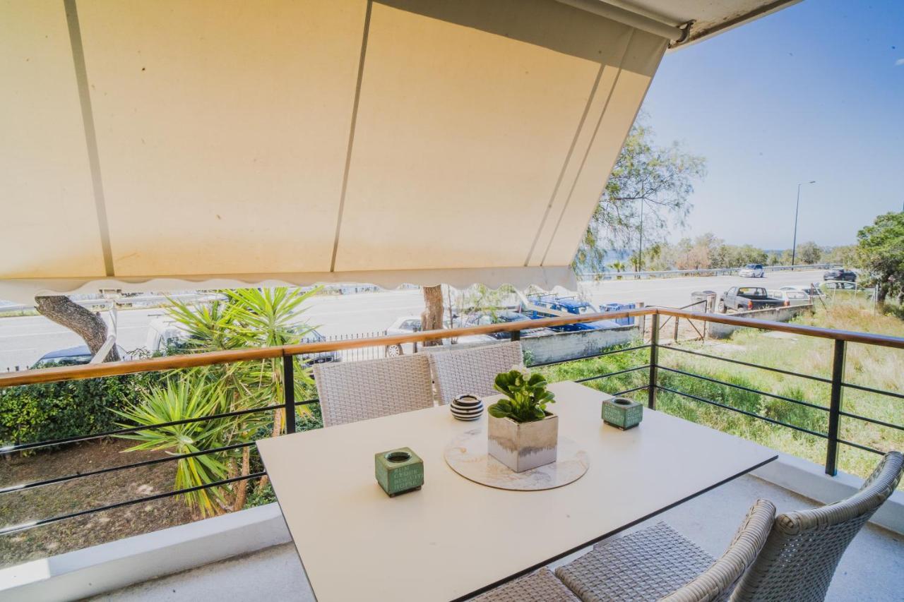 Green Apartment Ground Floor Feel Like Home Properties Saronida エクステリア 写真