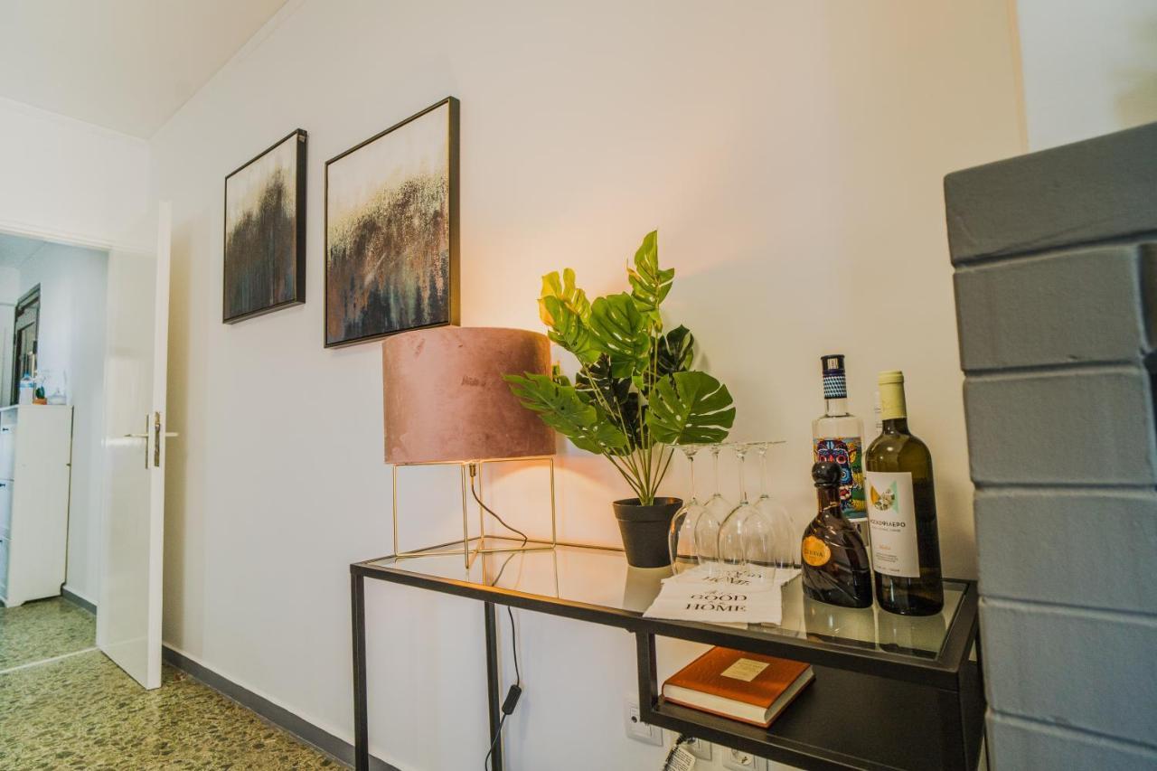 Green Apartment Ground Floor Feel Like Home Properties Saronida エクステリア 写真